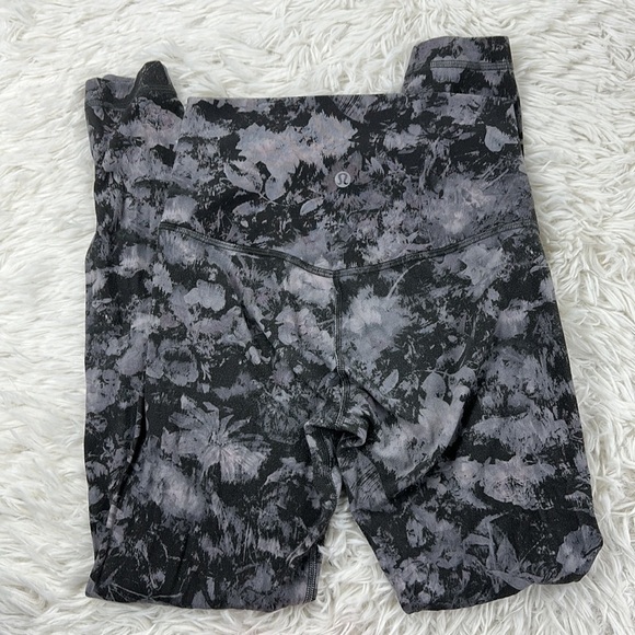 Lululemon Align Pant II 25" Floral Illusion Ice Grey Multi - Picture 6 of 7